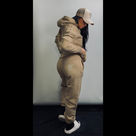"Warm Up Arena" Sweatpants